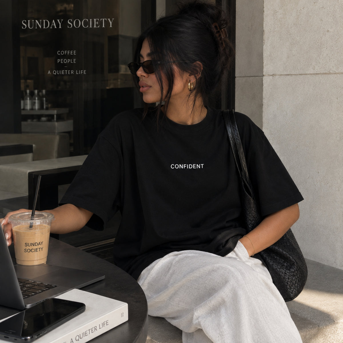 CONFIDENT Oversized T-Shirt